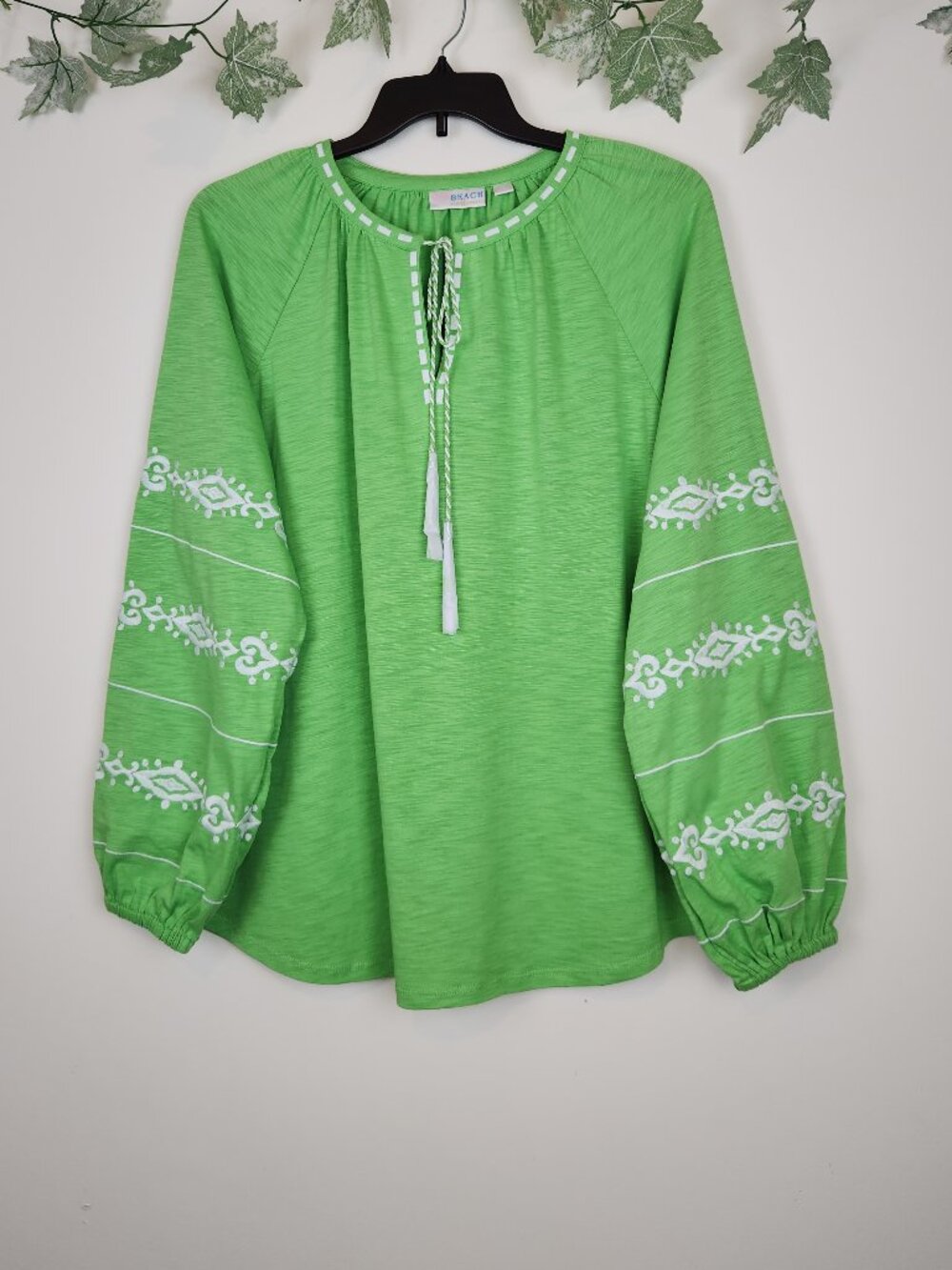 Belle Beach Kim Gravel Size XL Green Embroidered Boho Long Sleeve Top Blouse